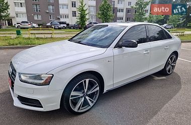 Седан Audi A4 2014 в Виннице