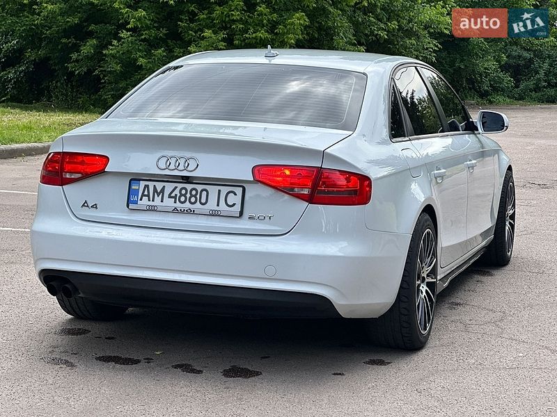Седан Audi A4 2014 в Житомирі