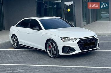 Седан Audi A4 2023 в Виноградове