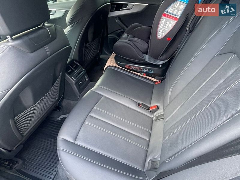 Седан Audi A4 2023 в Виноградове