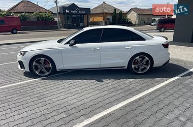 Седан Audi A4 2023 в Виноградове