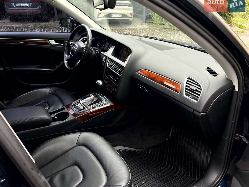 Седан Audi A4 2011 в Києві
