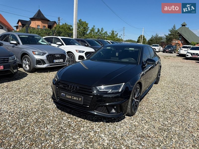 Седан Audi A4 2017 в Ивано-Франковске