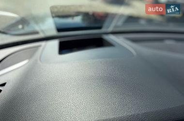 Седан Audi A4 2017 в Ивано-Франковске