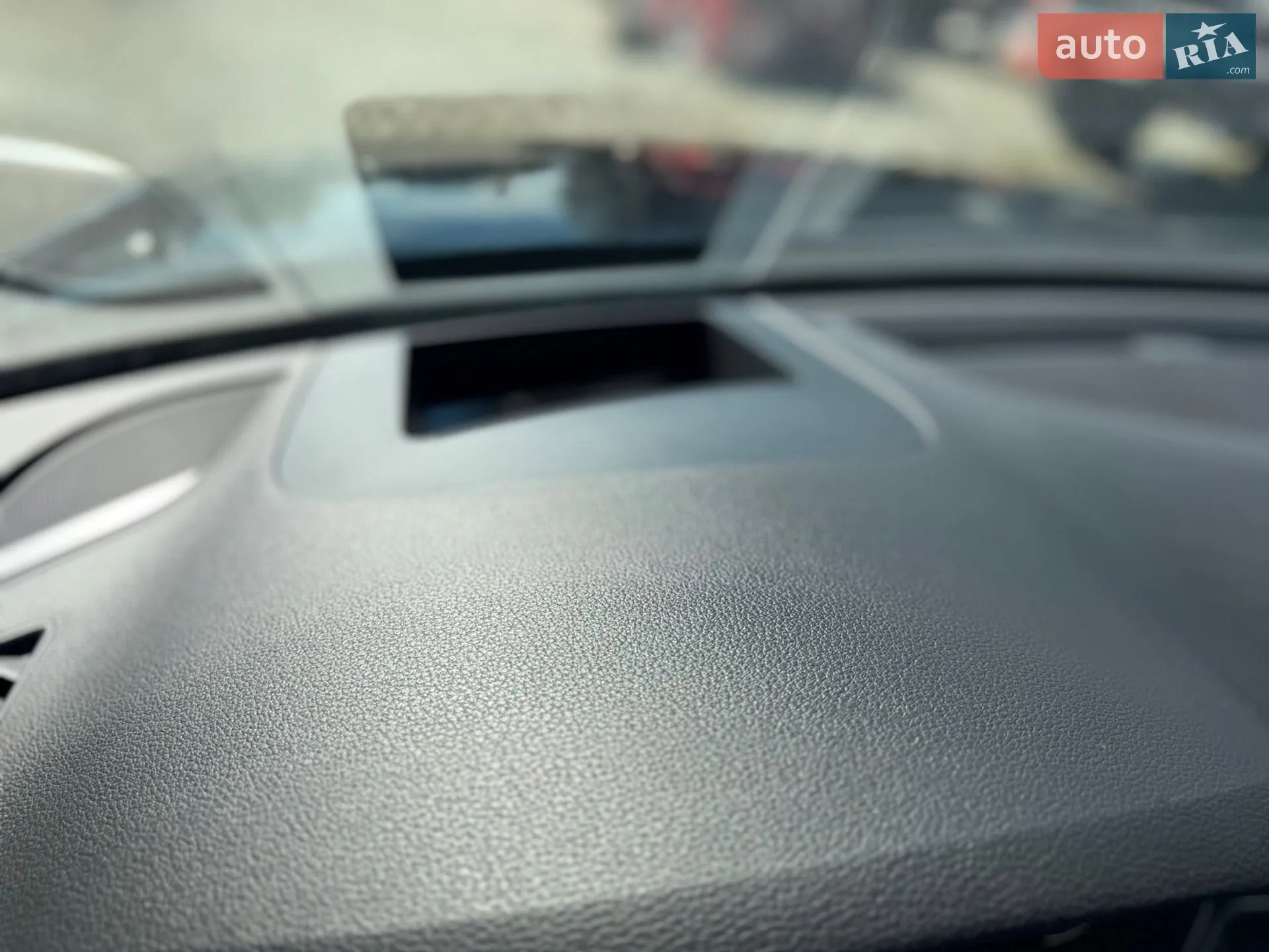 2017 Audi A4 - мініатюра 25