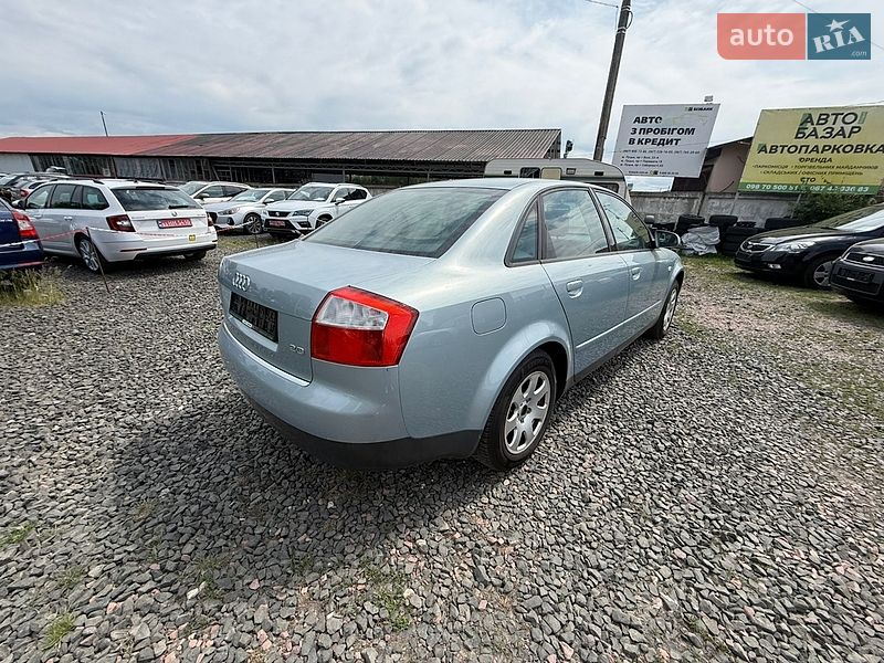 Седан Audi A4 2001 в Луцке