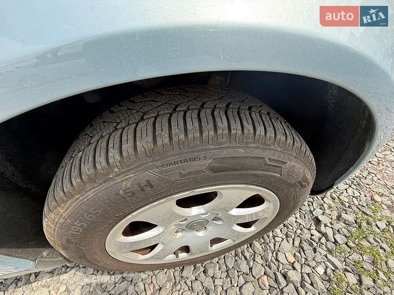 Седан Audi A4 2001 в Луцке