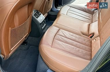 Седан Audi A4 2019 в Львові