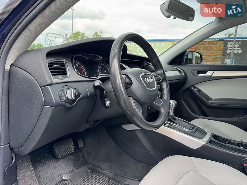 Седан Audi A4 2012 в Володимирі фото 44 Седан Audi A4 2012 в Володимирі