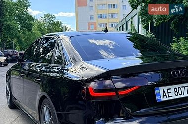 Седан Audi A4 2014 в Харкові