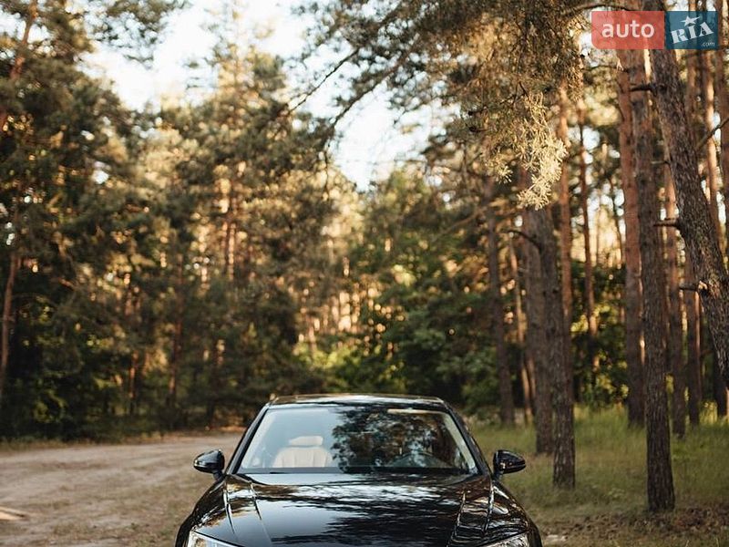 Седан Audi A4 2018 в Києві