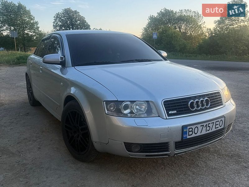Седан Audi A4 2001 в Бучаче