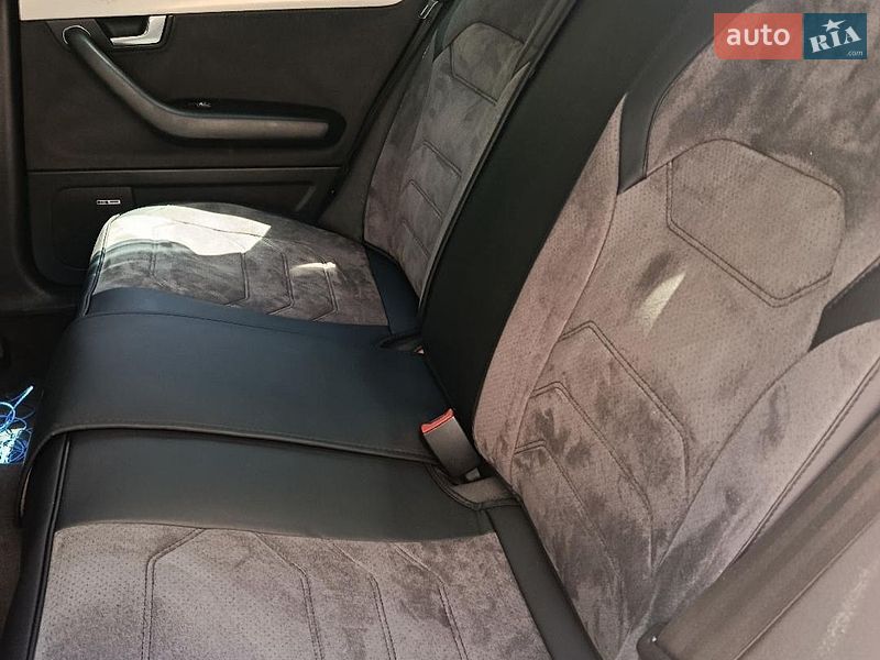 Седан Audi A4 2001 в Бучаче