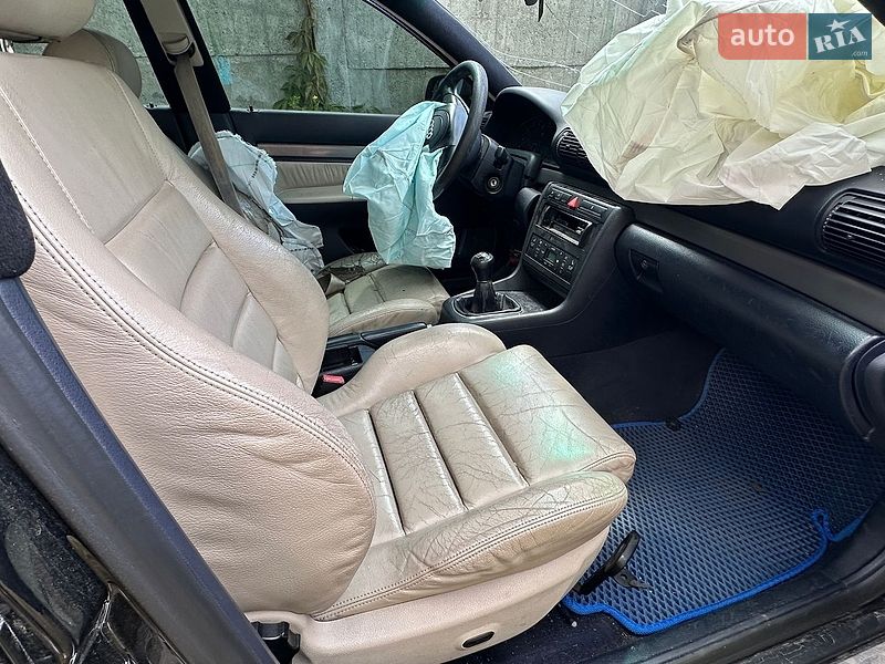 Седан Audi A4 1999 в Чернігові