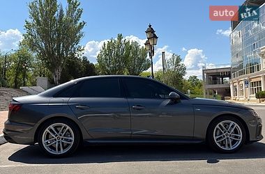 Седан Audi A4 2023 в Одесі