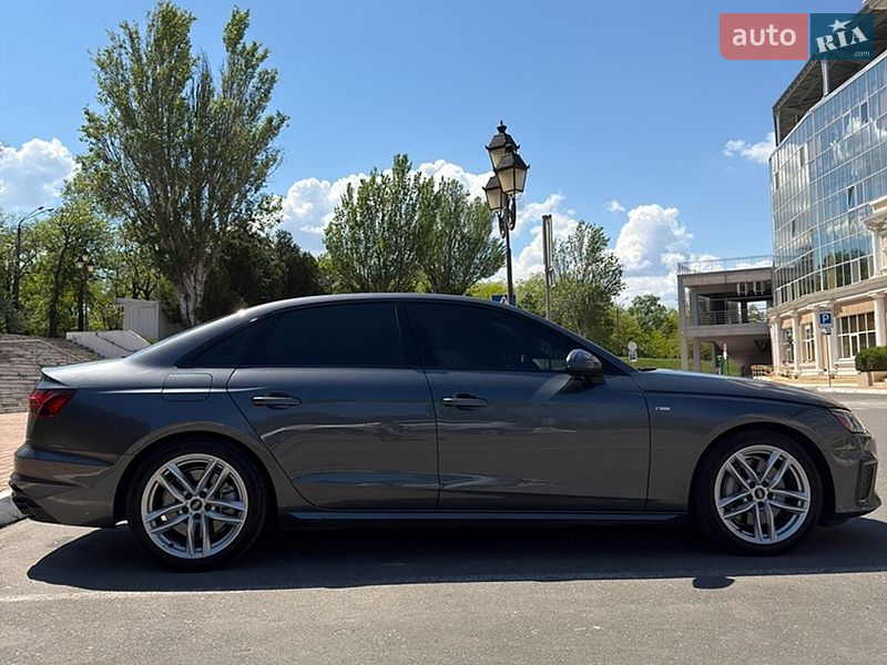 Седан Audi A4 2023 в Одесі
