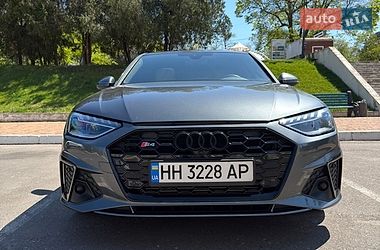 Седан Audi A4 2023 в Одесі