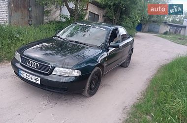 Седан Audi A4 1997 в Бродах