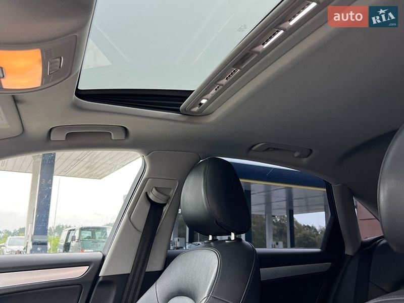 Седан Audi A4 2013 в Львові