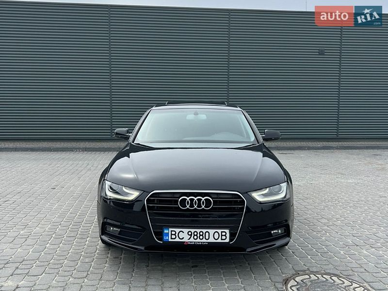 Седан Audi A4 2013 в Львові