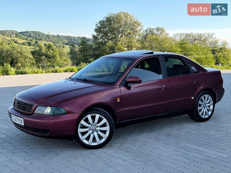 Седан Audi A4 1998 в Черновцах