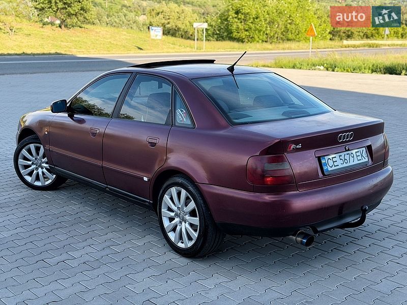 Седан Audi A4 1998 в Черновцах