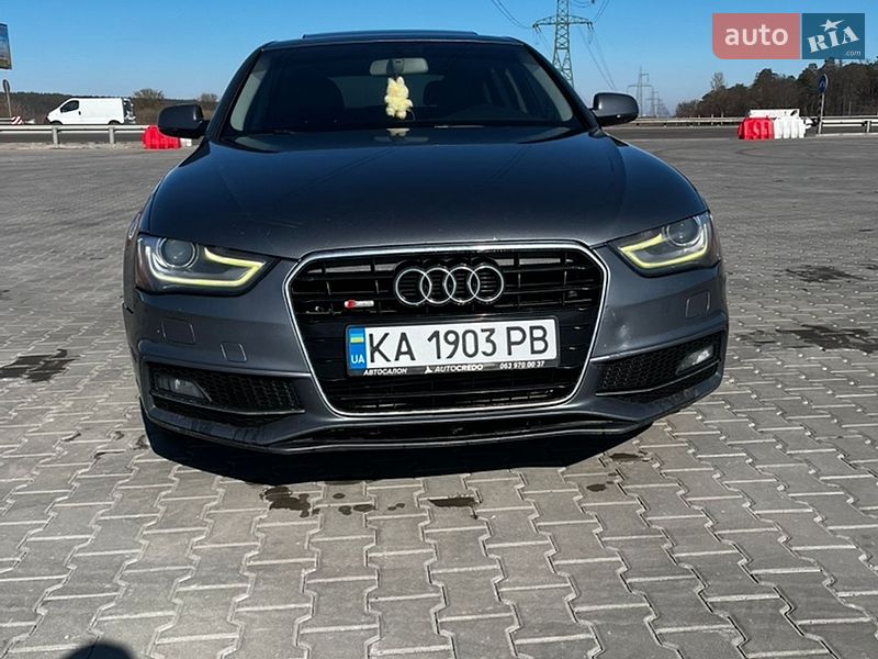 Седан Audi A4 2014 в Киеве