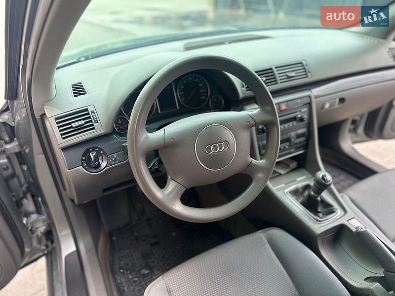 Универсал Audi A4 2002 в Львове