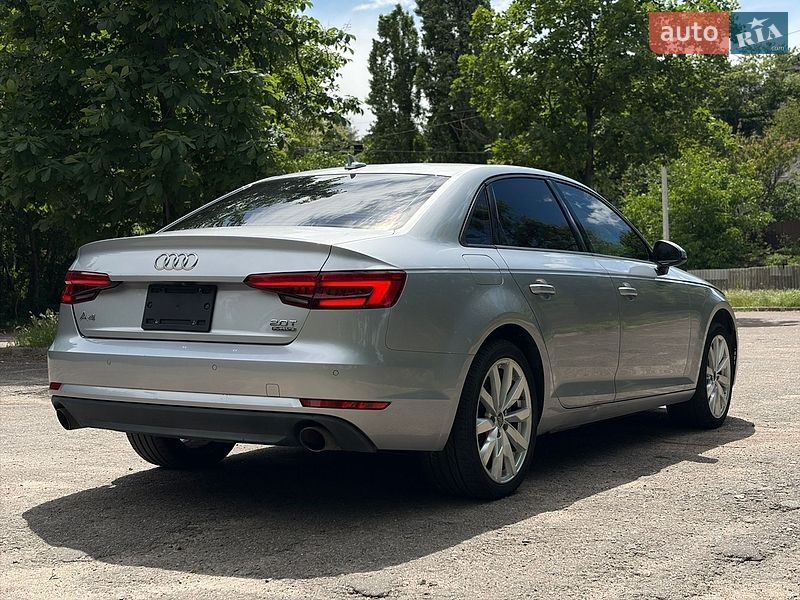 Седан Audi A4 2017 в Черкасах