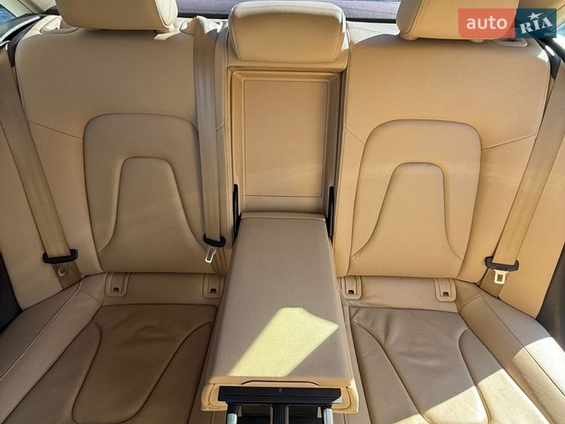 Седан Audi A4 2014 в Черкассах