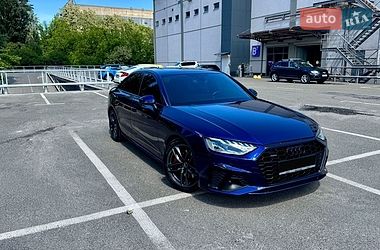 Седан Audi A4 2020 в Києві