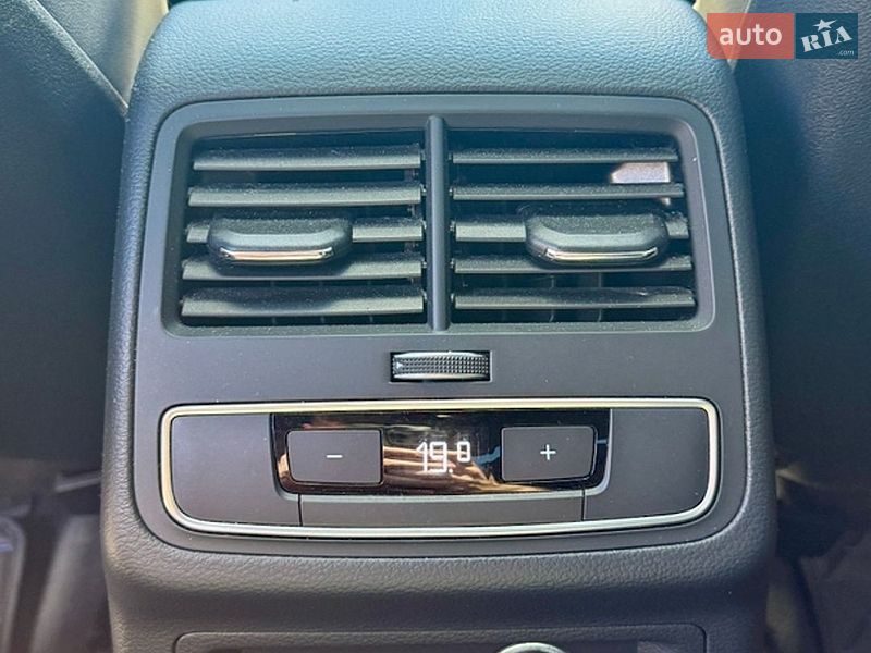 Седан Audi A4 2020 в Києві