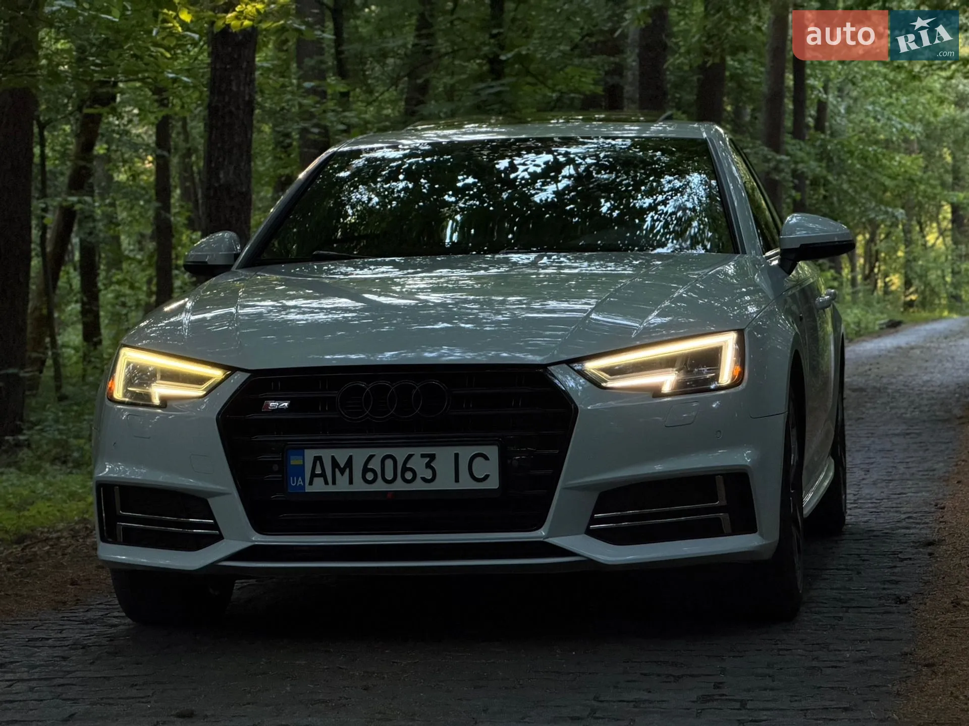 2017 Audi A4 - мініатюра 3