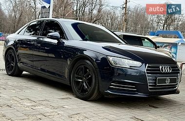 Седан Audi A4 2016 в Дніпрі