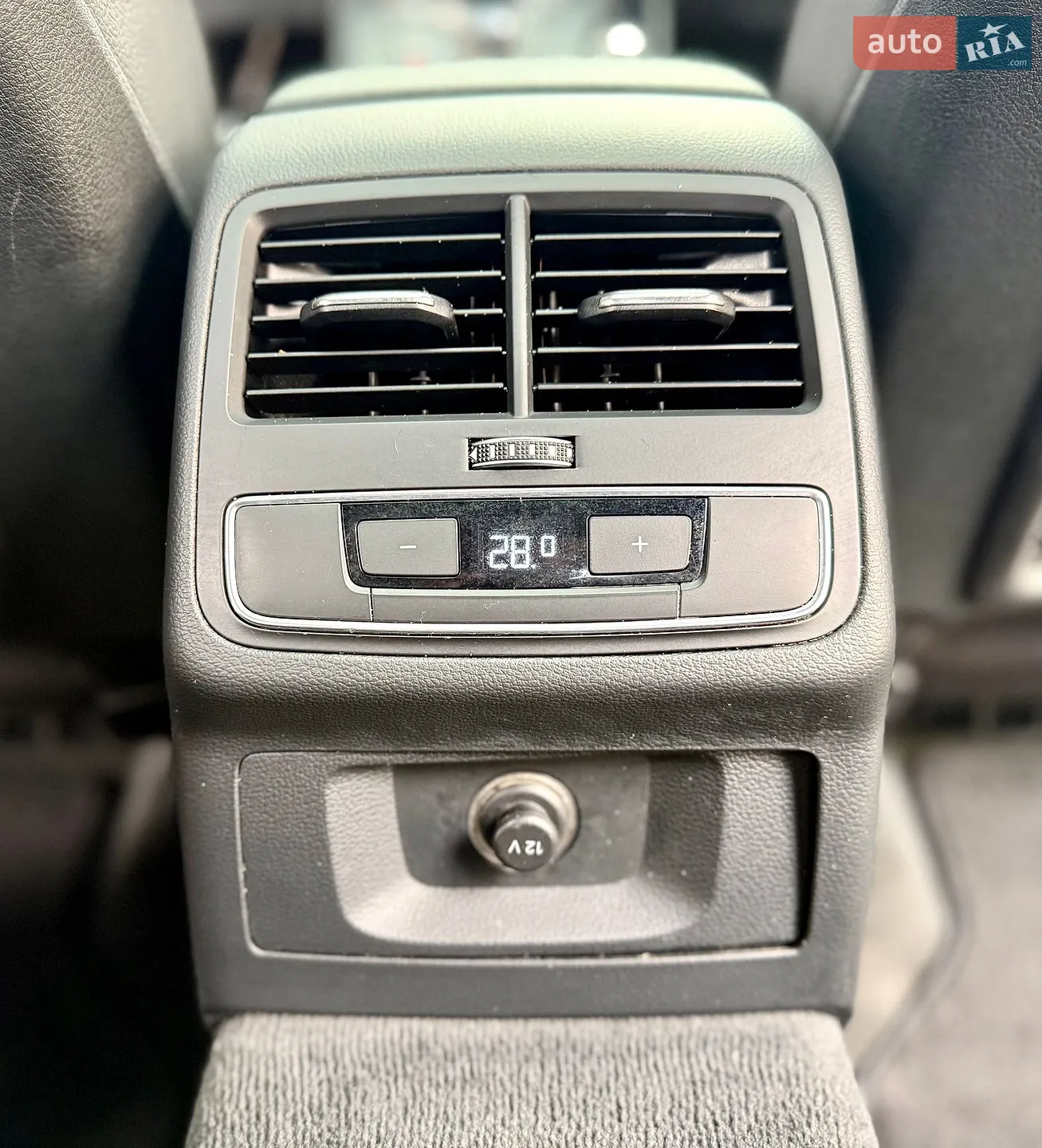 2016 Audi A4 - мініатюра 24