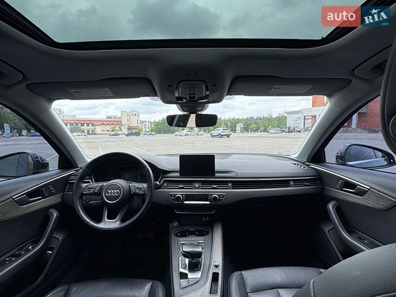 Седан Audi A4 2019 в Киеве