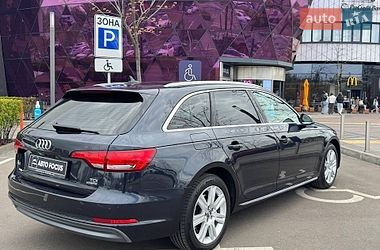 Универсал Audi A4 2018 в Киеве