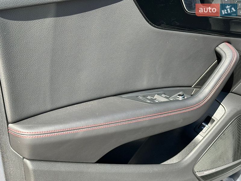 Седан Audi A4 2019 в Одессе