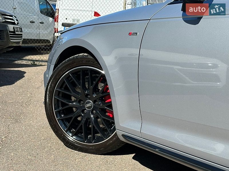 Седан Audi A4 2019 в Одессе