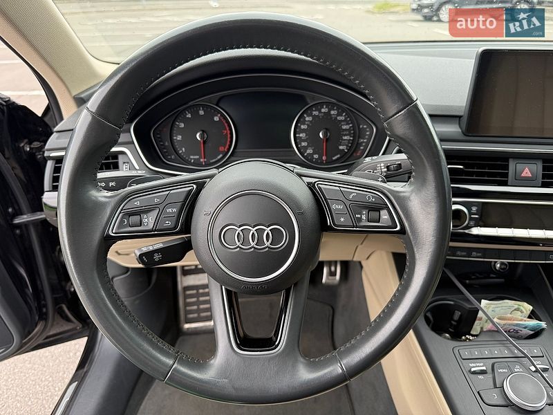 Седан Audi A4 2017 в Киеве