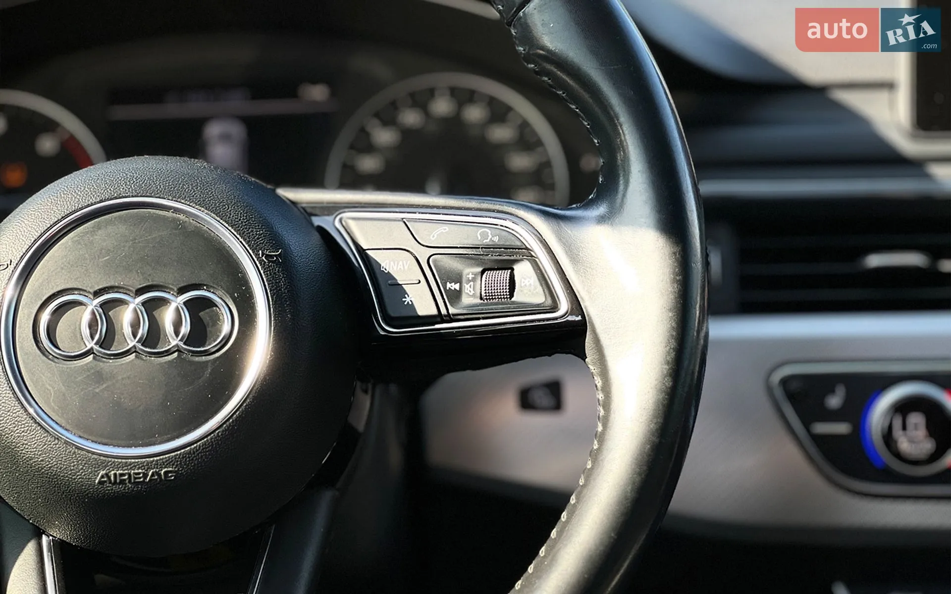 2016 Audi A4 - мініатюра 12