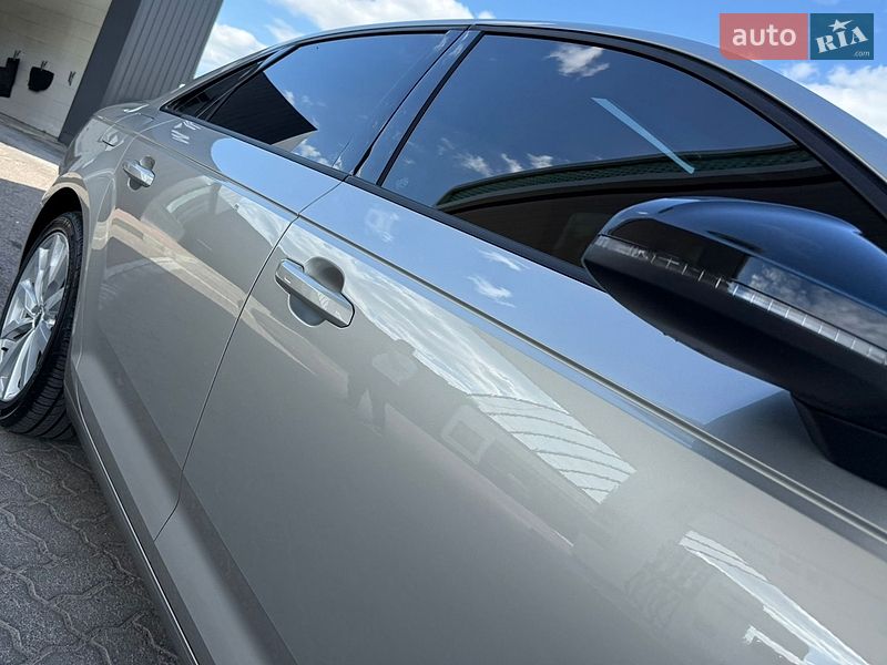 Седан Audi A4 2017 в Дрогобичі
