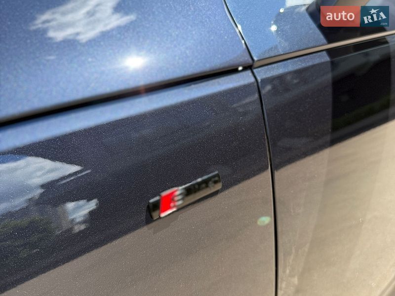 Седан Audi A4 2018 в Сумах