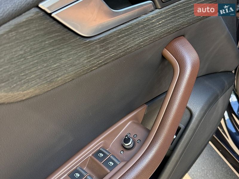 Седан Audi A4 2018 в Сумах