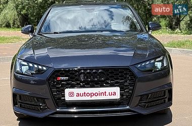 Седан Audi A4 2018 в Сумах
