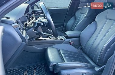 Седан Audi A4 2022 в Киеве