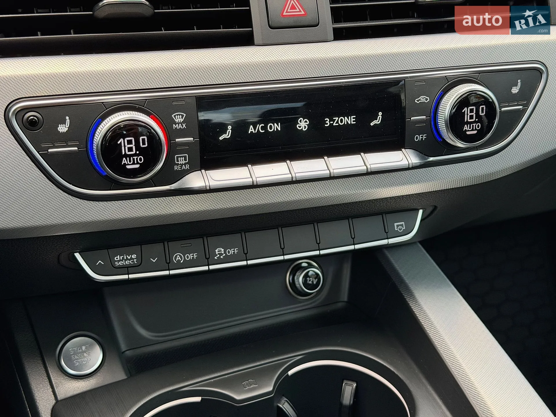 2016 Audi A4 - мініатюра 18