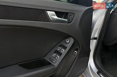 Седан Audi A4 2014 в Киеве