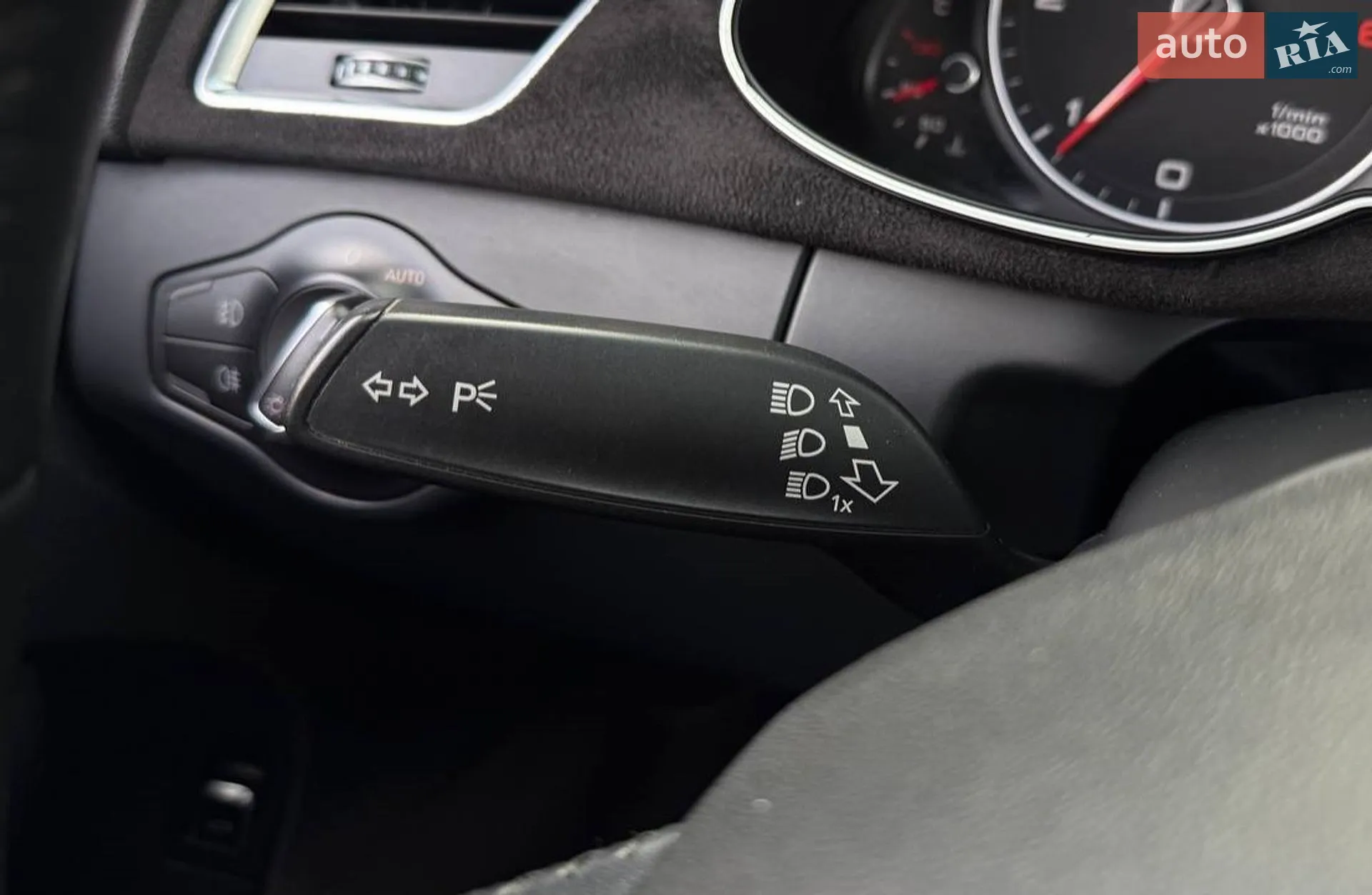 2014 Audi A4 - мініатюра 16