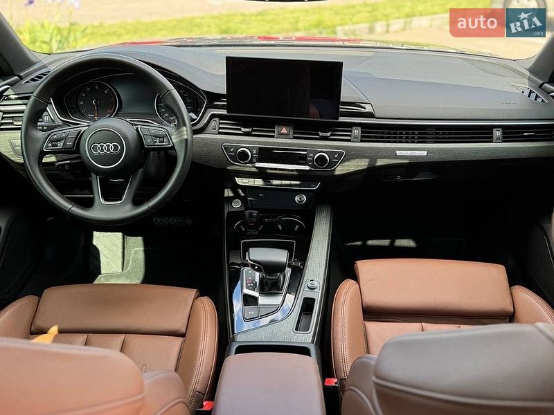 Седан Audi A4 2020 в Киеве
